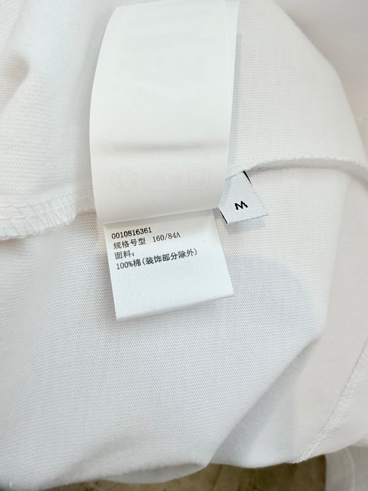Black and White T-shirts - FashionHype.xyz