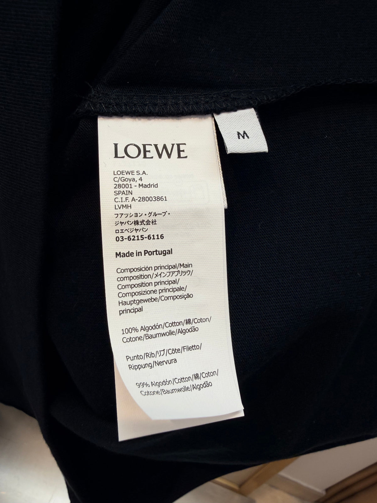 Black and White T-shirts - FashionHype.xyz