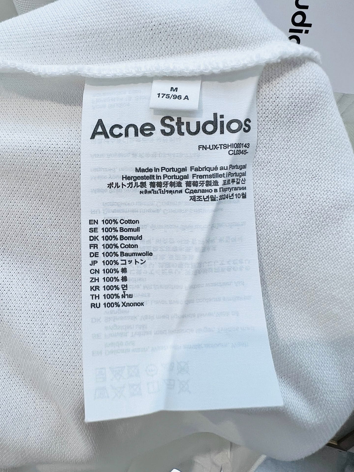 Multi-color T-shirts