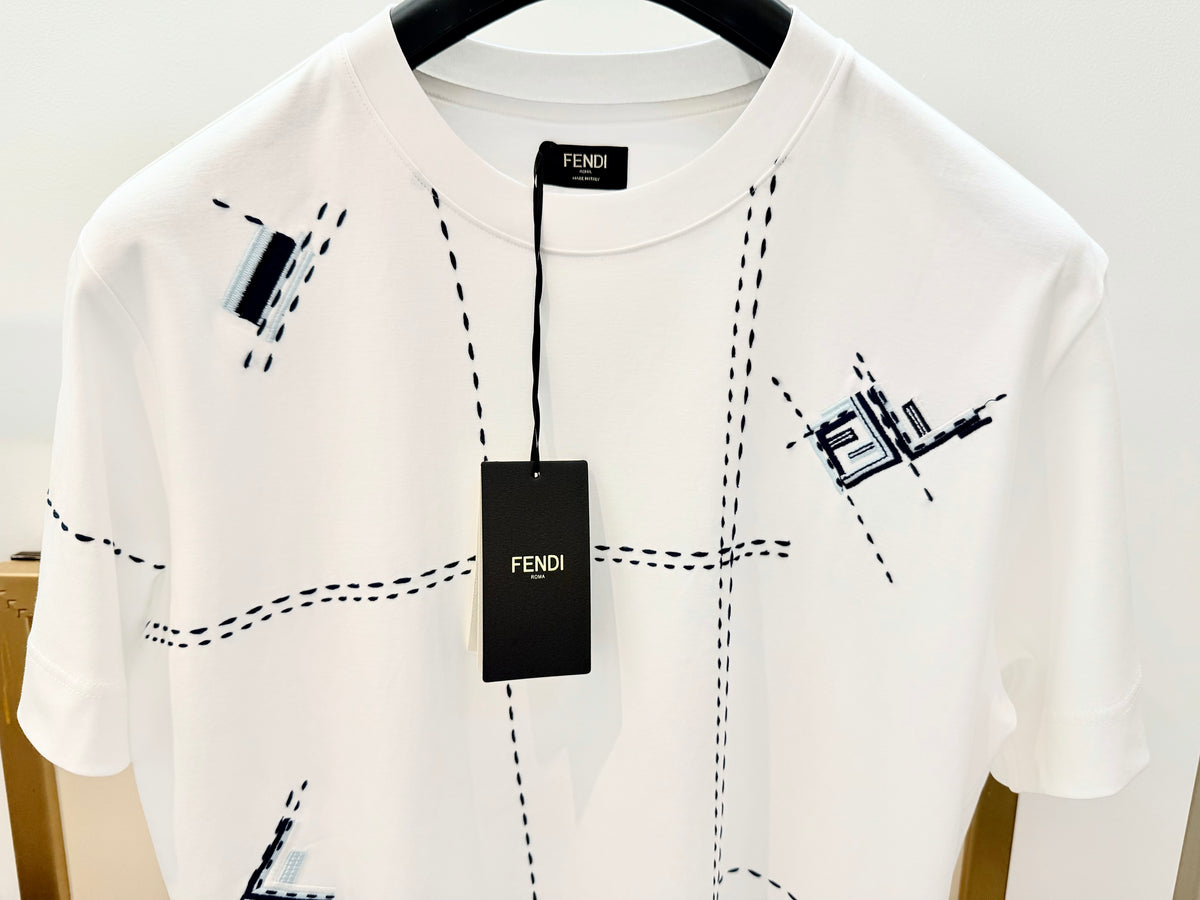 Black and White T-shirt - FashionHype.xyz