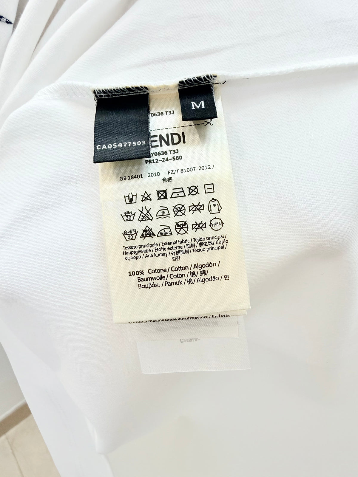 Black and White T-shirt - FashionHype.xyz