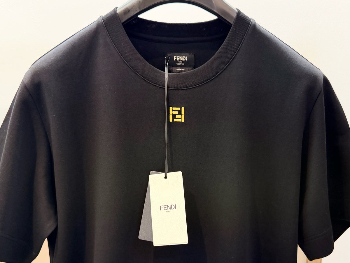 Black and White T-shirt - FashionHype.xyz