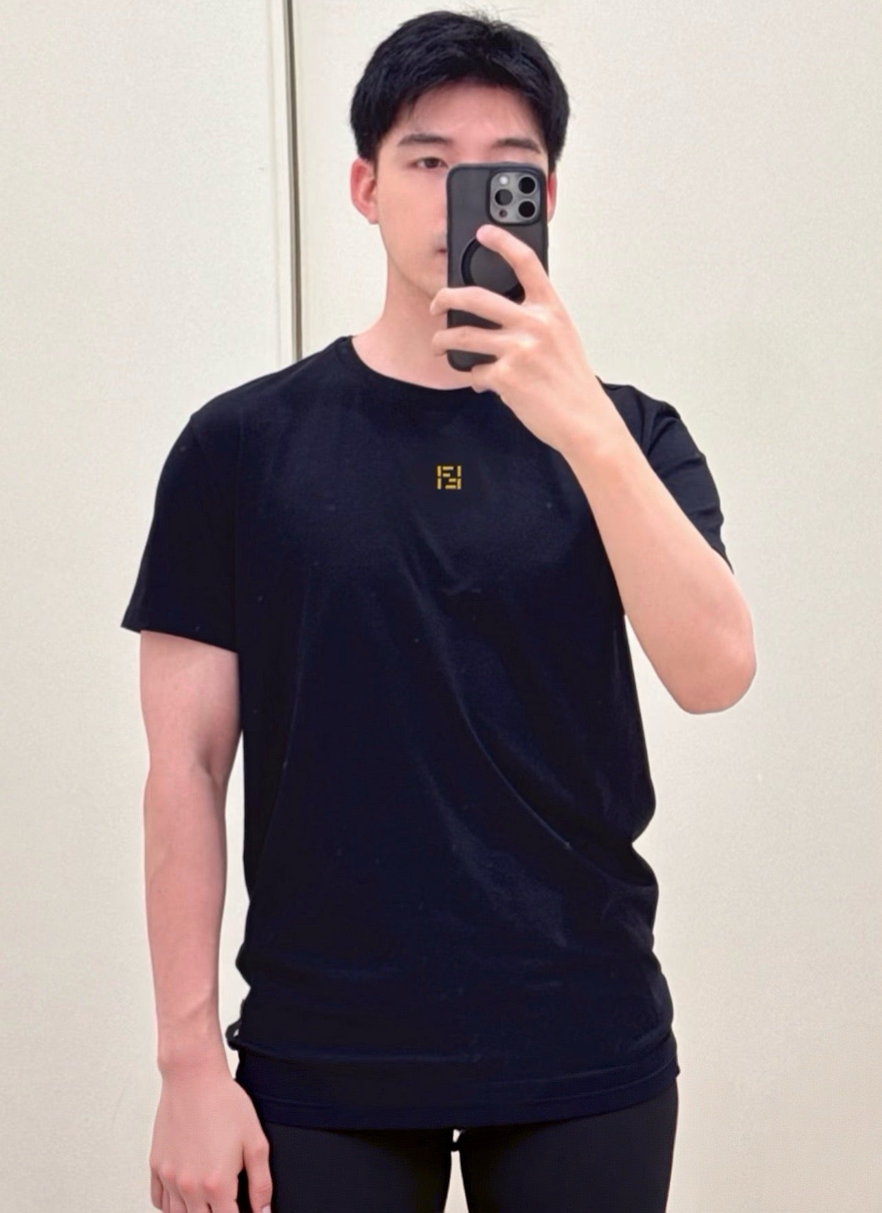 Black and White T-shirt - FashionHype.xyz