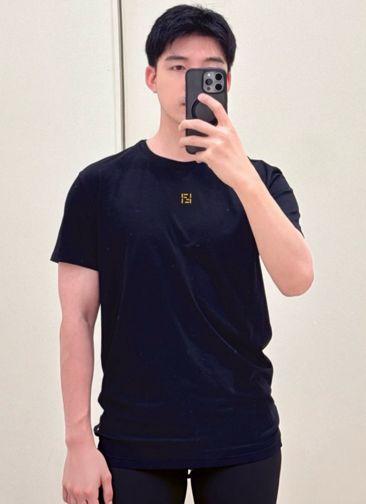 Black and White T-shirt - FashionHype.xyz