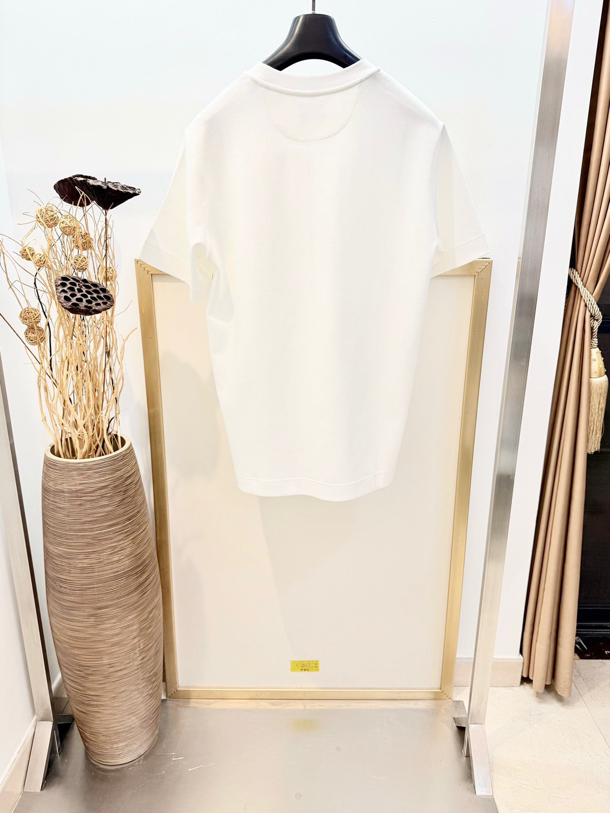 Black and White T-shirt - FashionHype.xyz