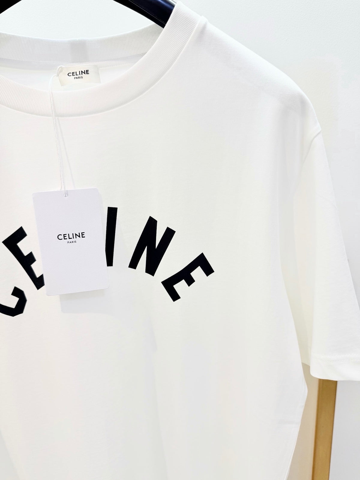 Black and White T-shirt - FashionHype.xyz