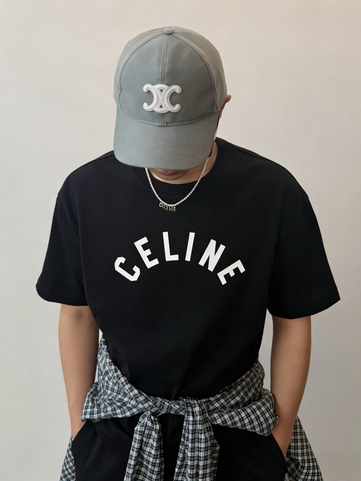 Black and White T-shirt - FashionHype.xyz