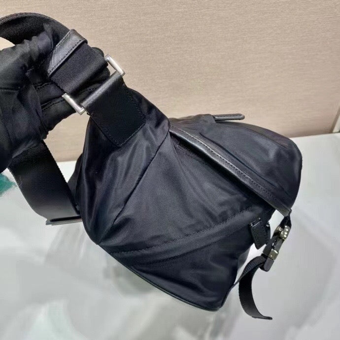 Black Bag - FashionHype.xyz