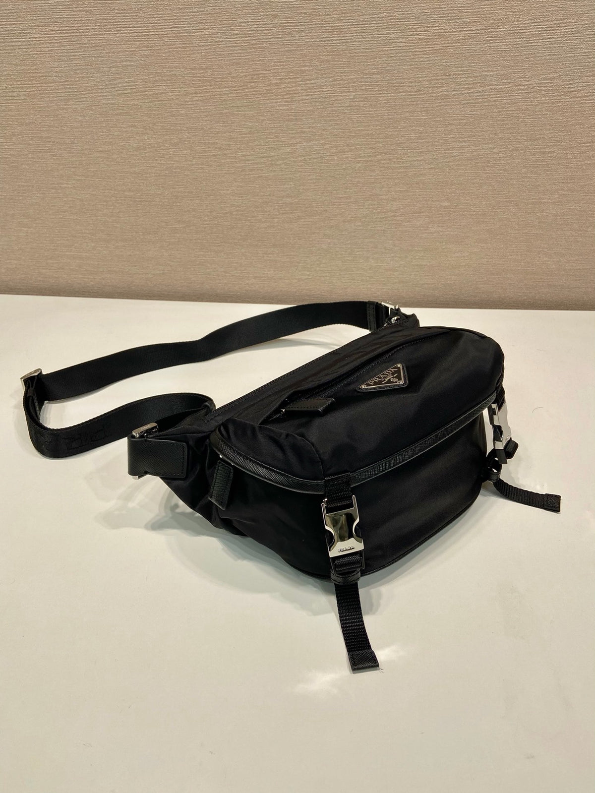 Black Bag - FashionHype.xyz