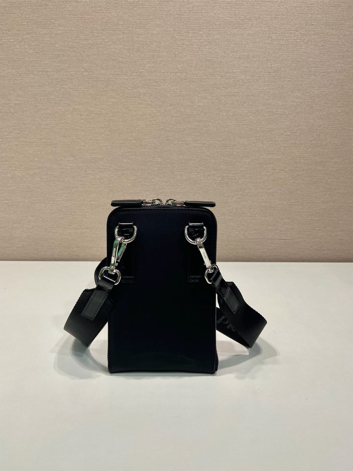 Black Bag - FashionHype.xyz
