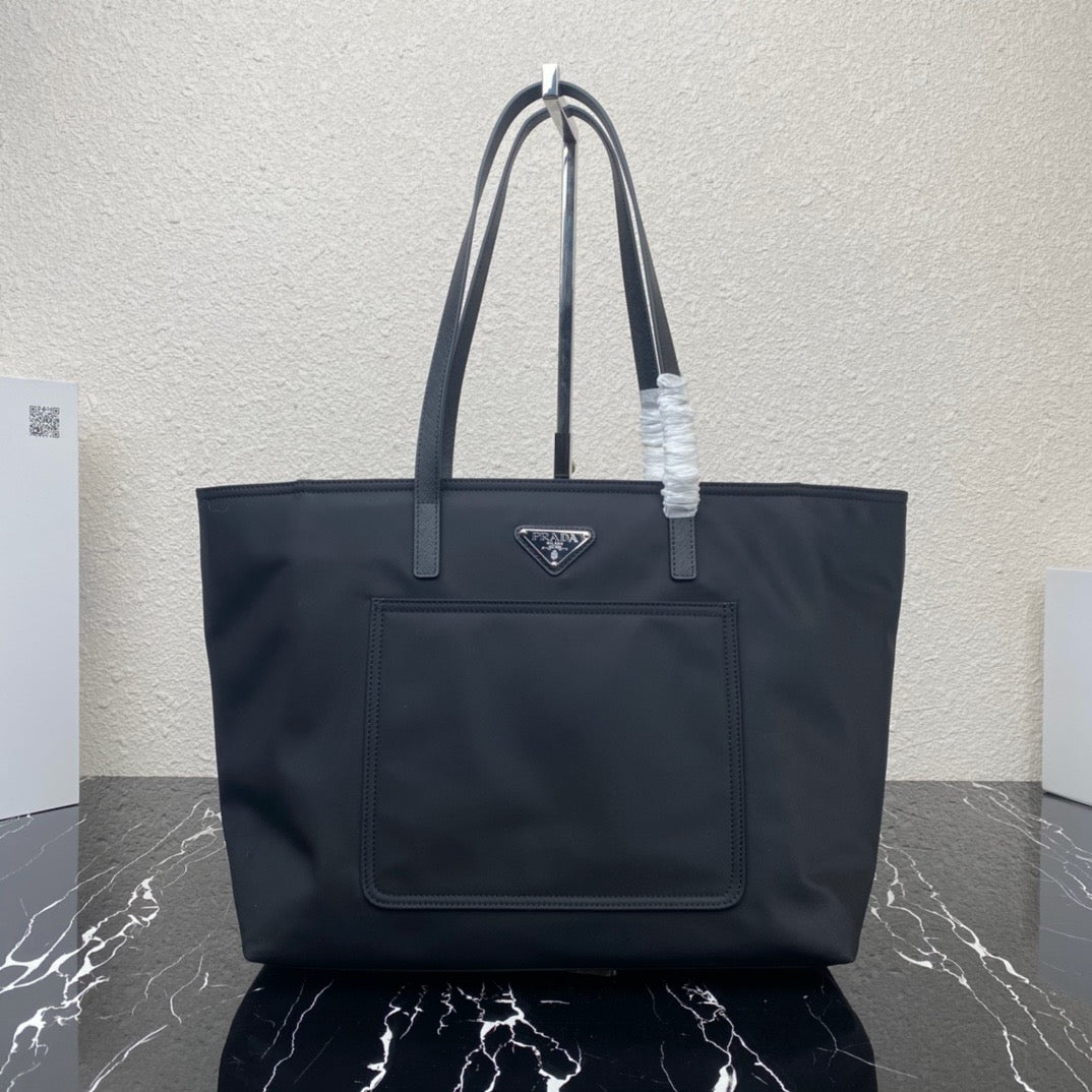 Black Bag - FashionHype.xyz
