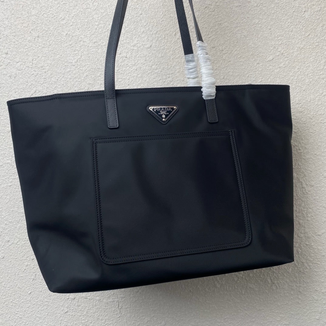 Black Bag - FashionHype.xyz