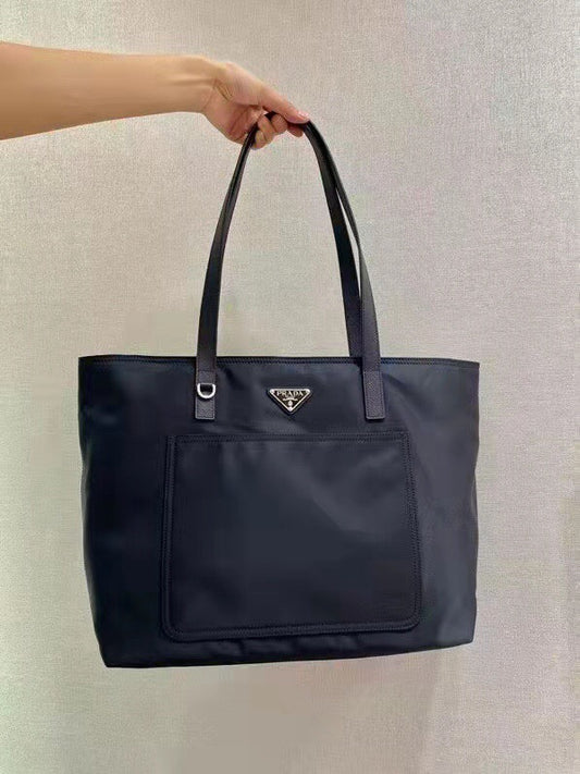 Black Bag - FashionHype.xyz