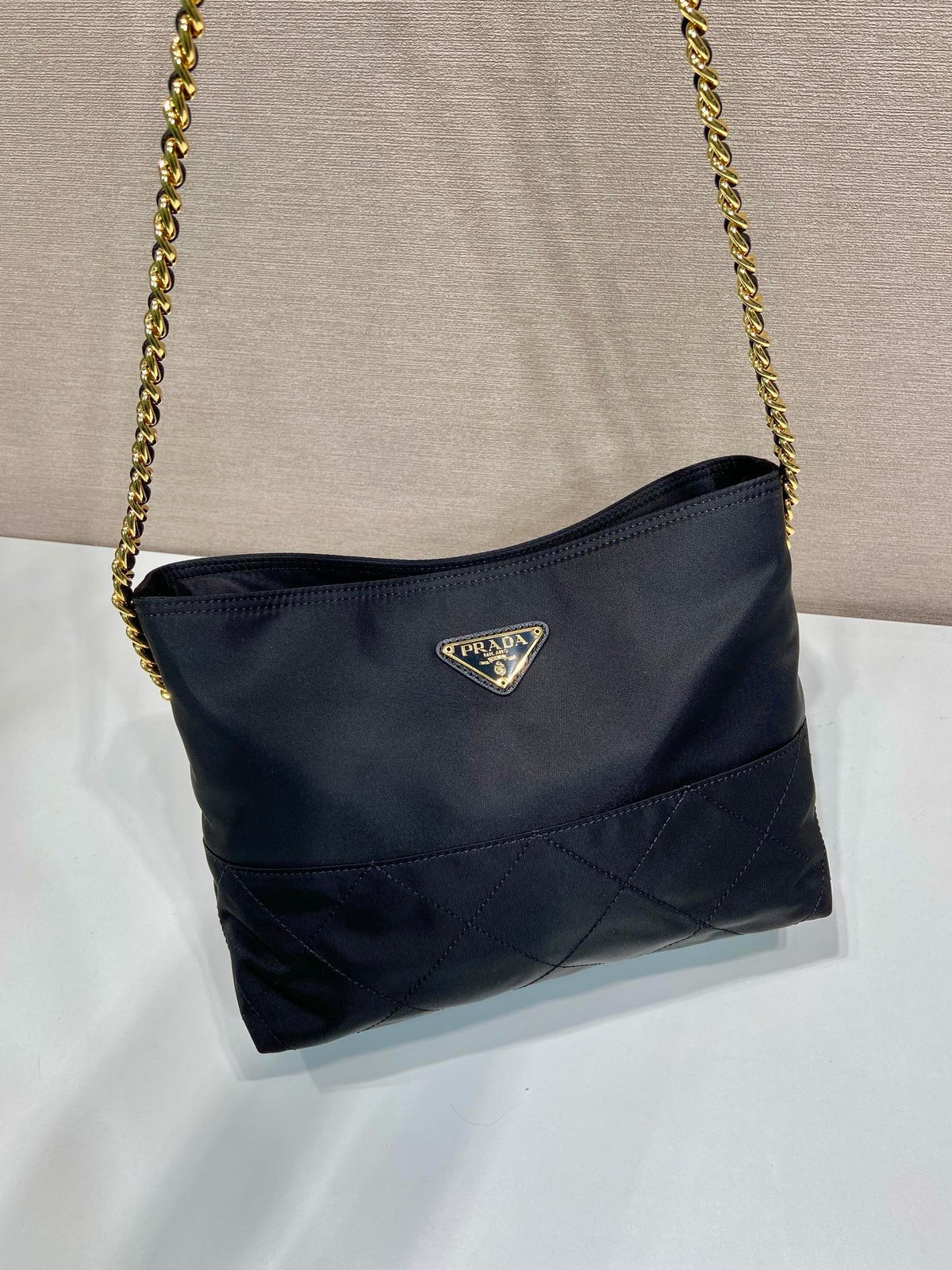 Black Bag - FashionHype.xyz
