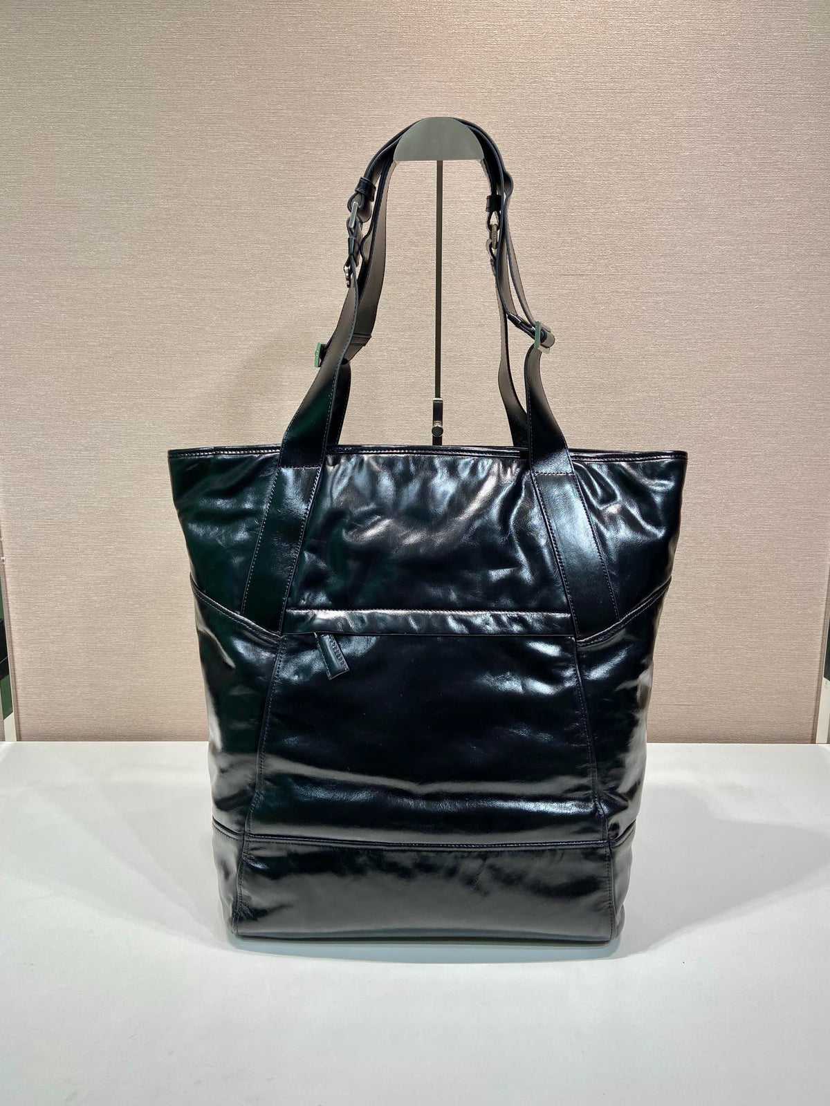 Black Bag - FashionHype.xyz