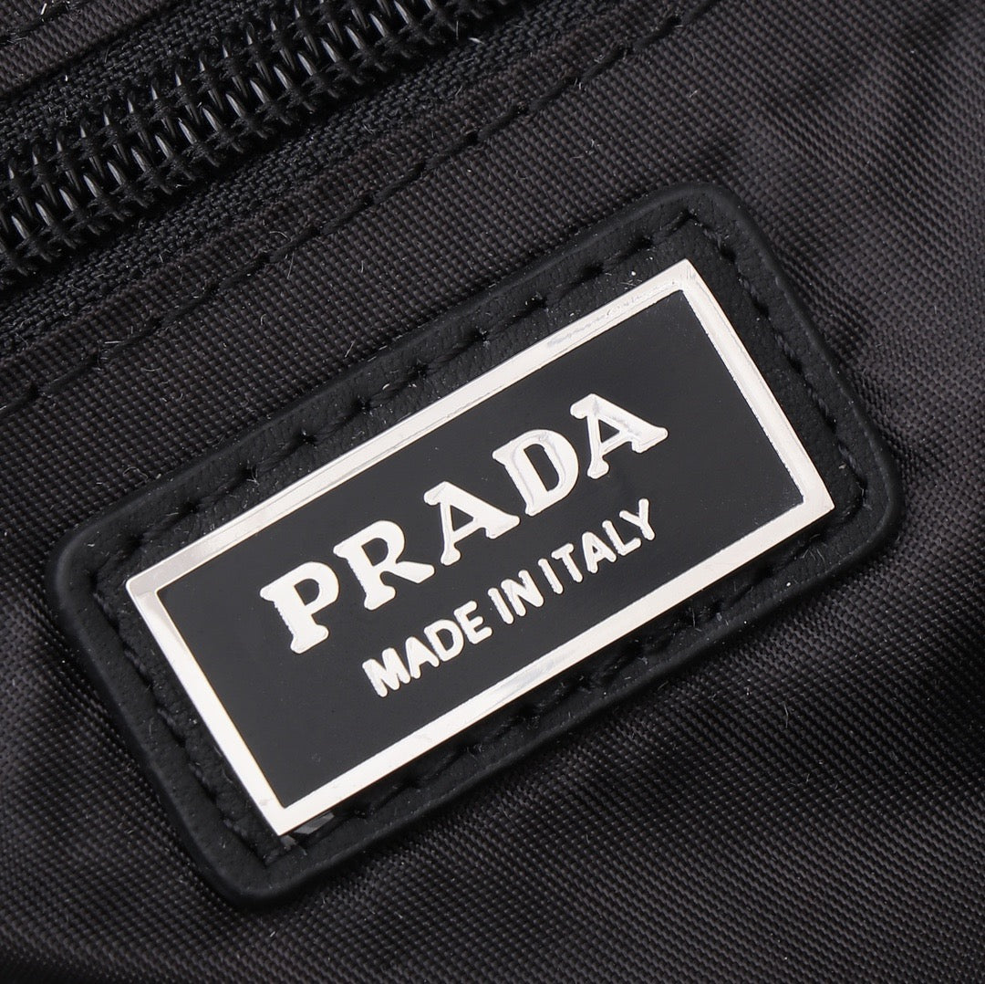 Black Bag - FashionHype.xyz