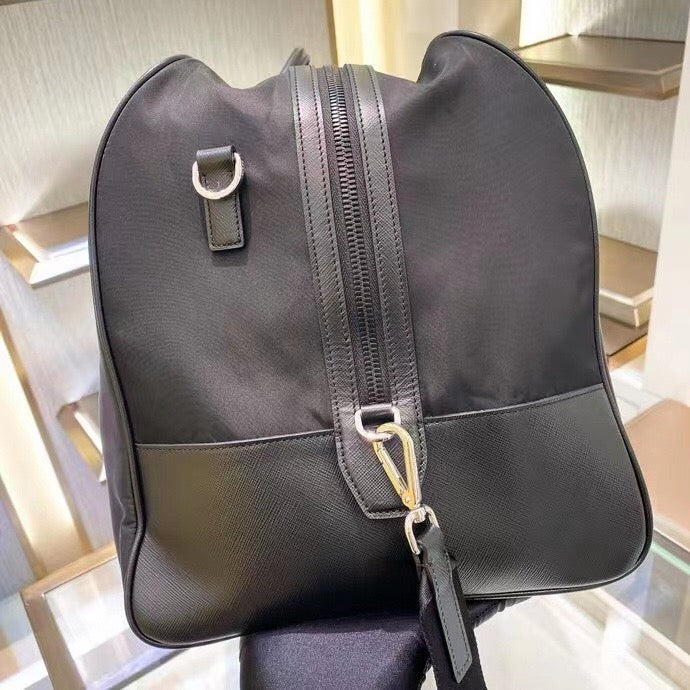 Black Bag - FashionHype.xyz