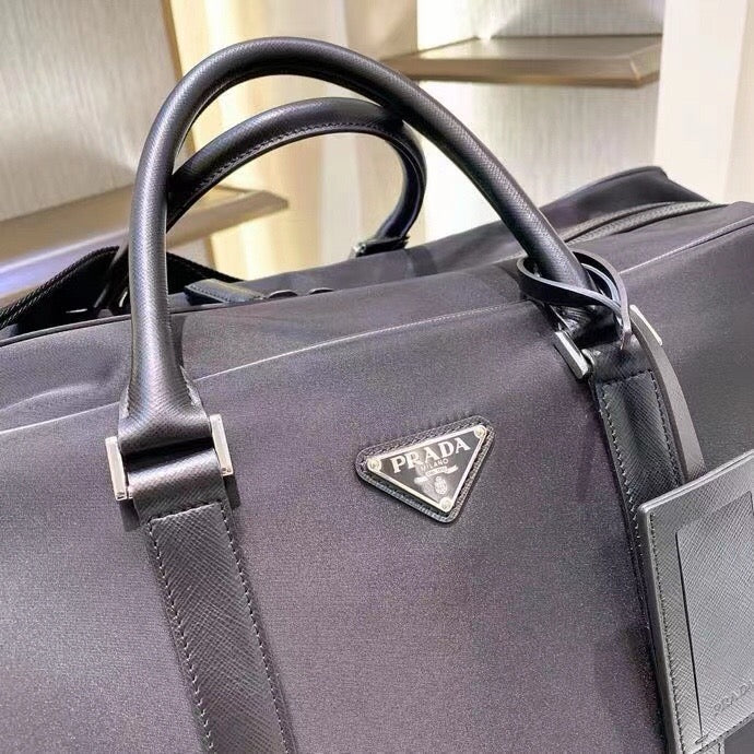 Black Bag - FashionHype.xyz