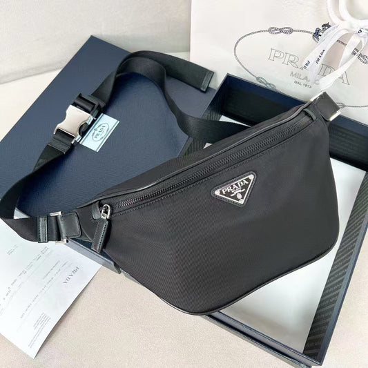 Black Bag - FashionHype.xyz