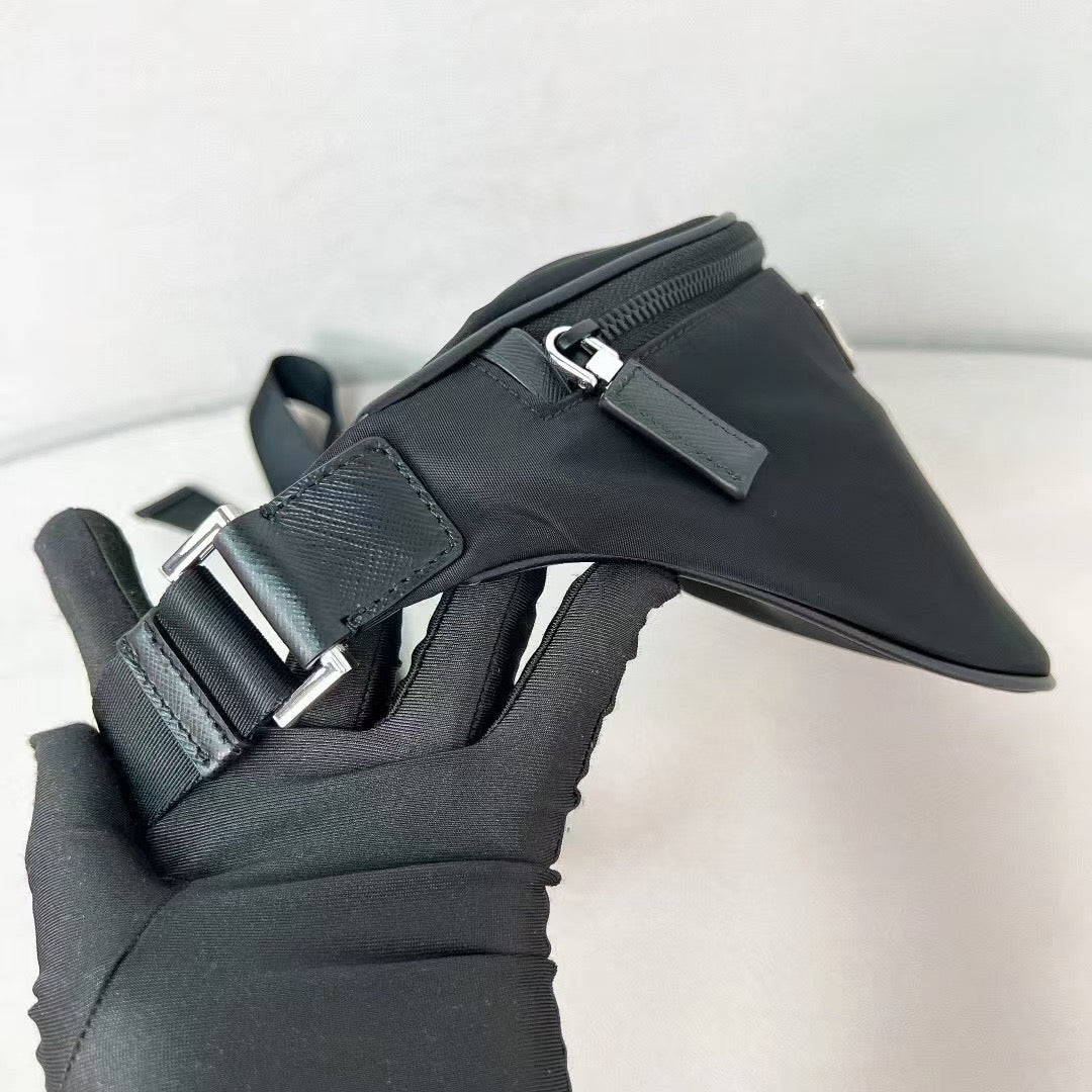 Black Bag - FashionHype.xyz