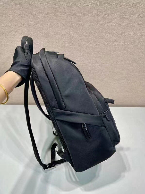 Black Bag - FashionHype.xyz