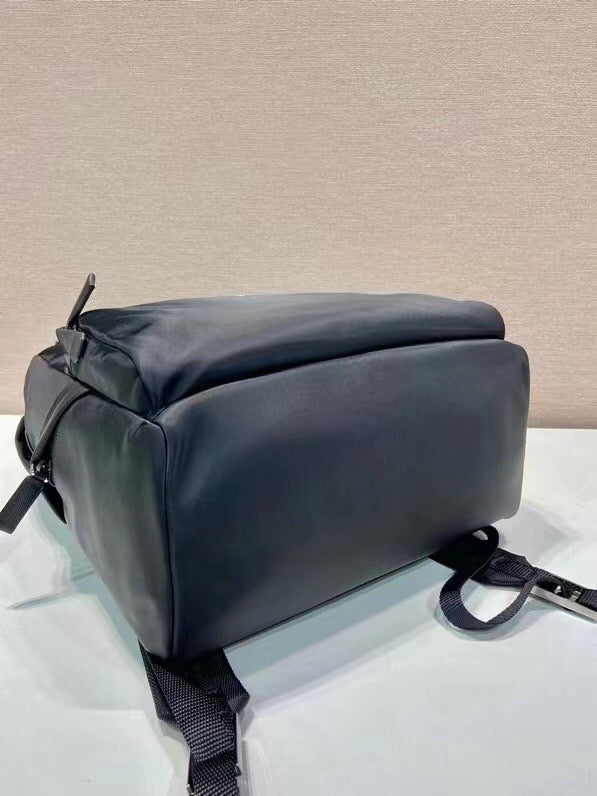 Black Bag - FashionHype.xyz