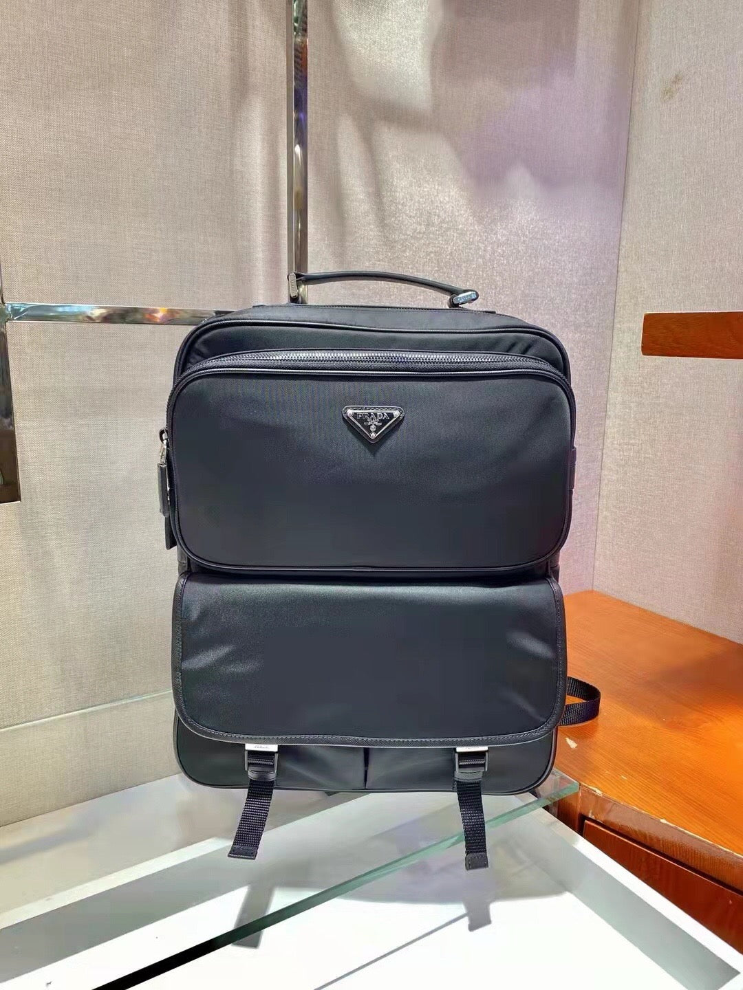 Black Bag - FashionHype.xyz