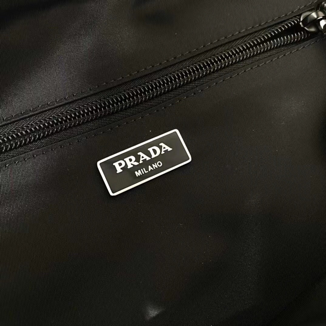 Black Bag - FashionHype.xyz