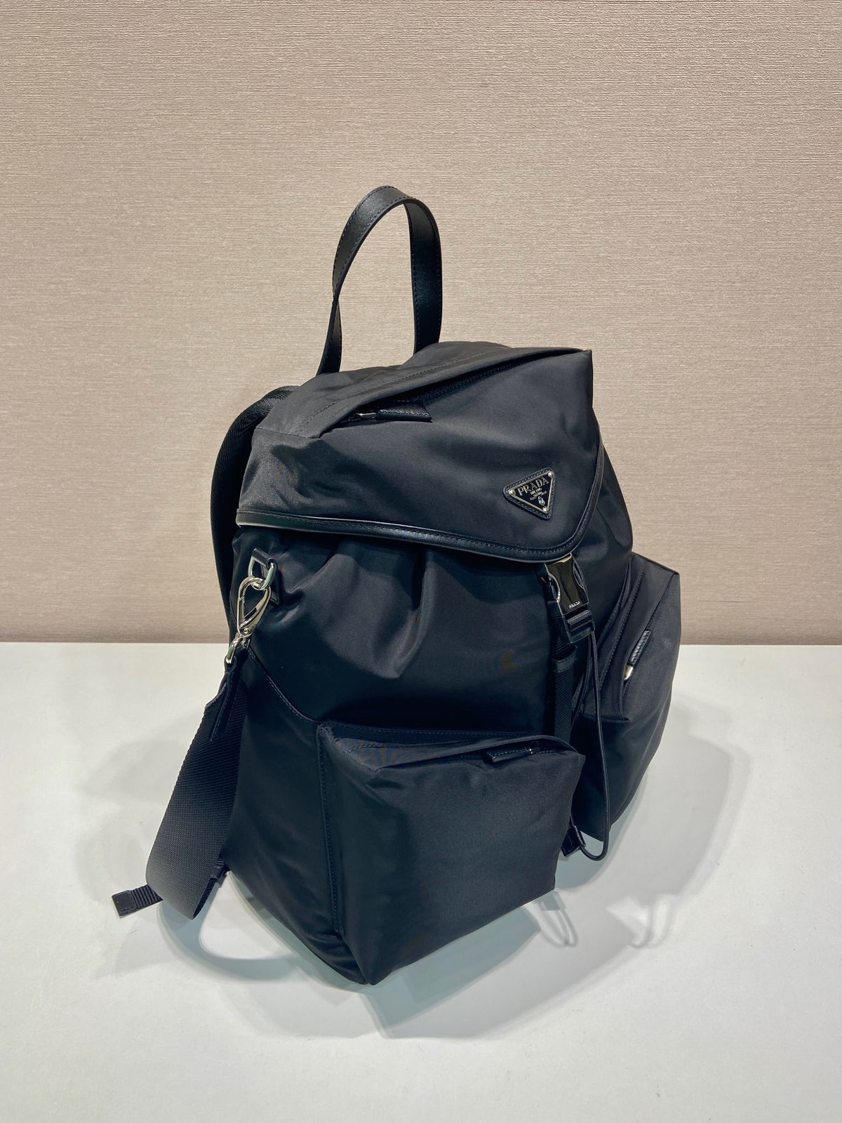 Black Bag - FashionHype.xyz