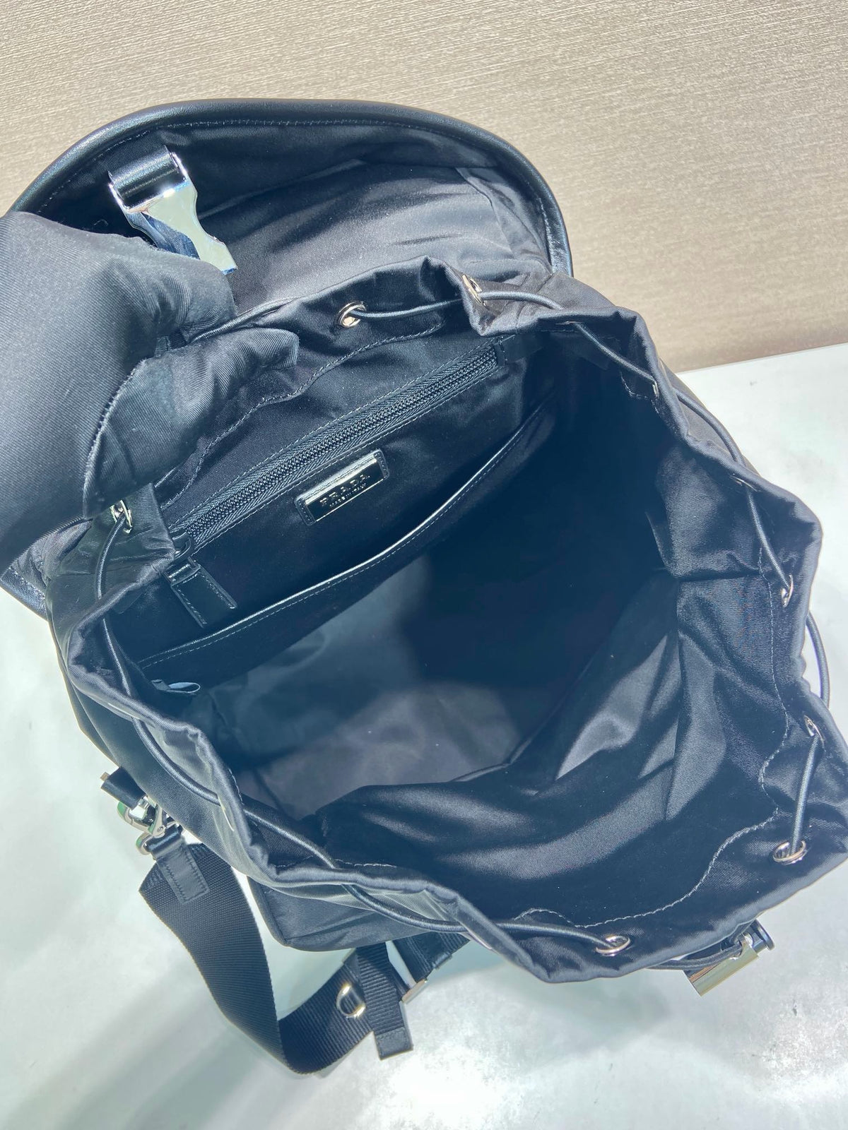 Black Bag - FashionHype.xyz