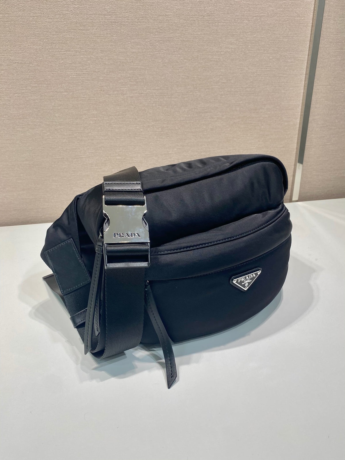 Black Bag - FashionHype.xyz