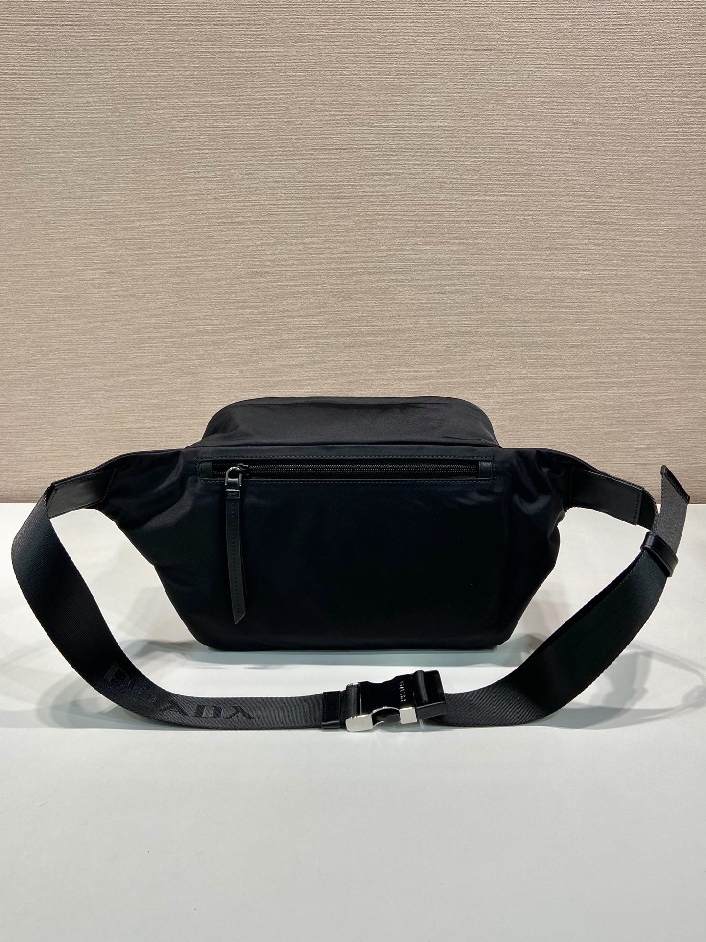 Black Bag - FashionHype.xyz