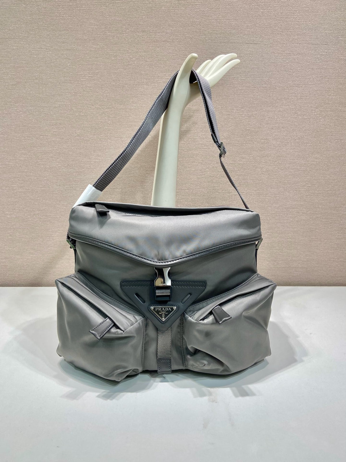 Grey Bag - FashionHype.xyz