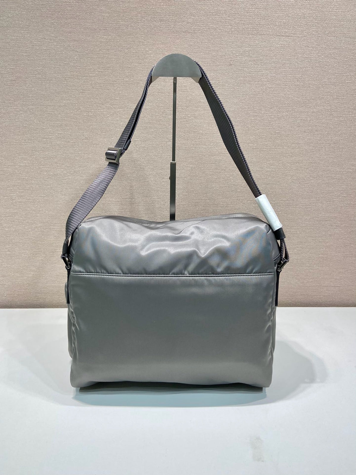 Grey Bag - FashionHype.xyz