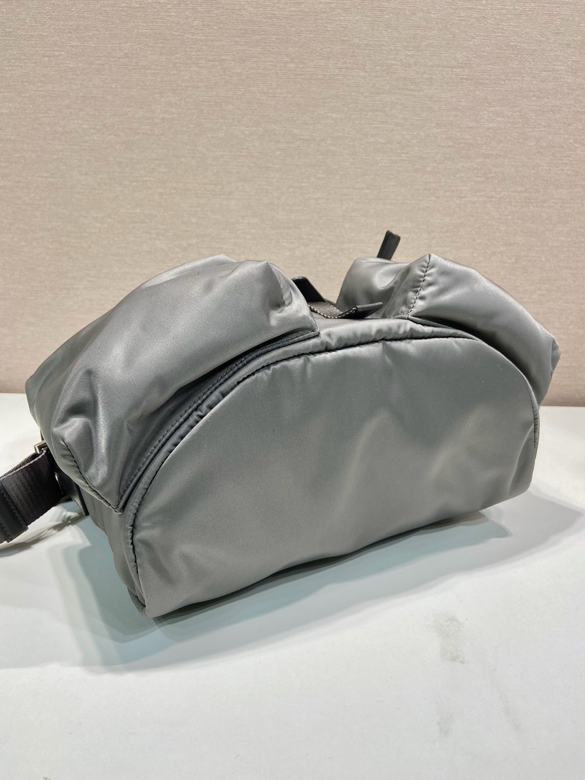 Grey Bag - FashionHype.xyz