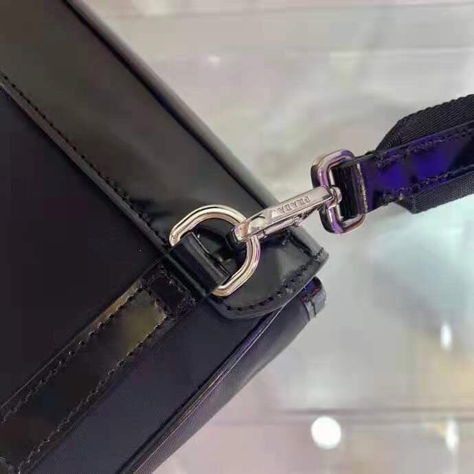 Black Bag - FashionHype.xyz
