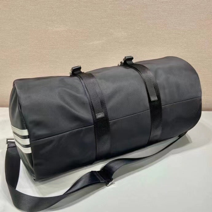 Black Bag - FashionHype.xyz