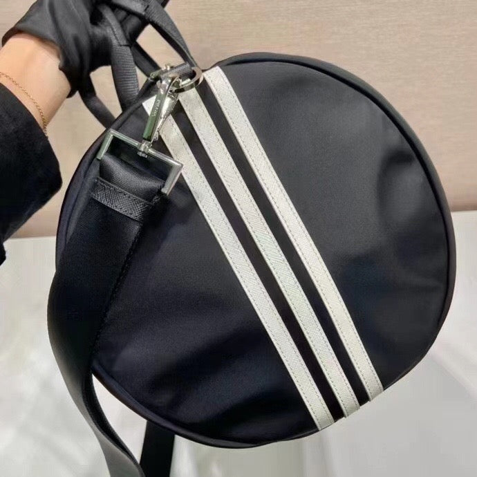 Black Bag - FashionHype.xyz
