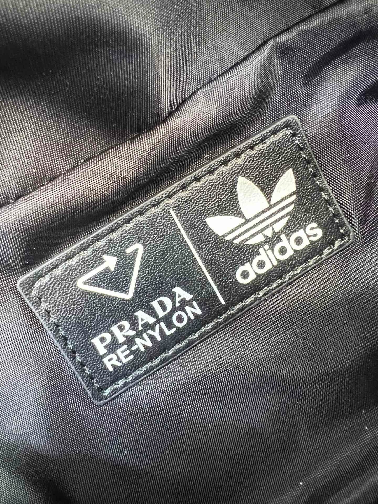 Black Bag - FashionHype.xyz