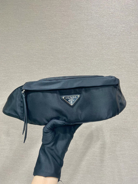Black Bag - FashionHype.xyz