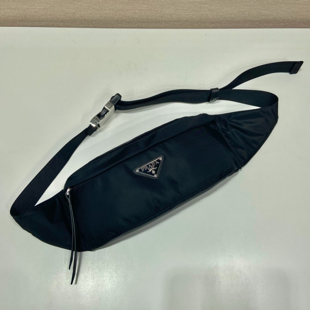 Black Bag - FashionHype.xyz