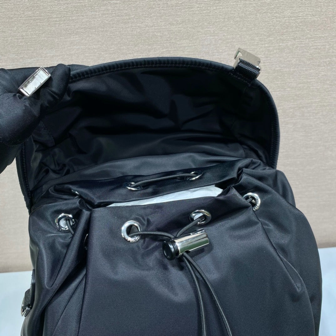 Black Bag - FashionHype.xyz