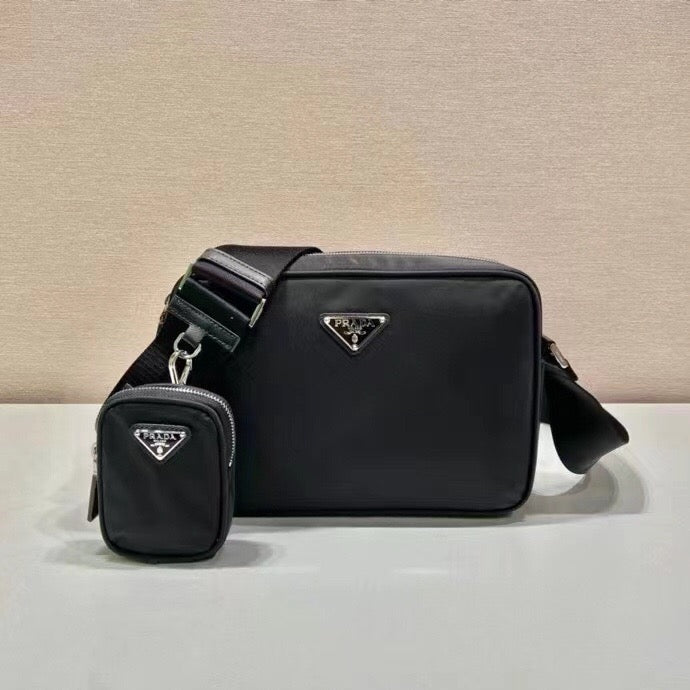 Black Bag - FashionHype.xyz