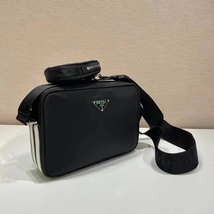 Black Bag - FashionHype.xyz