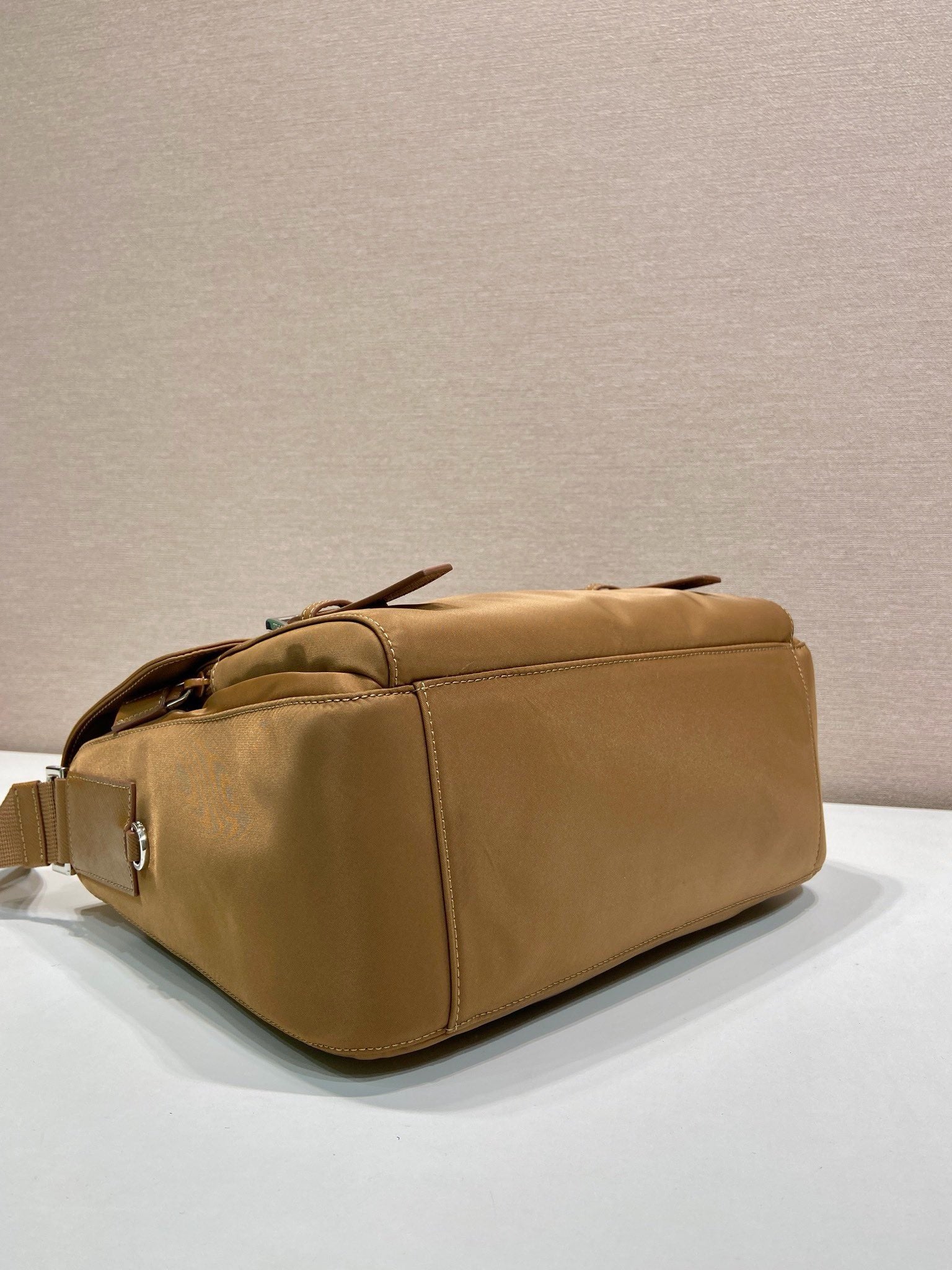 Beige Bag - FashionHype.xyz
