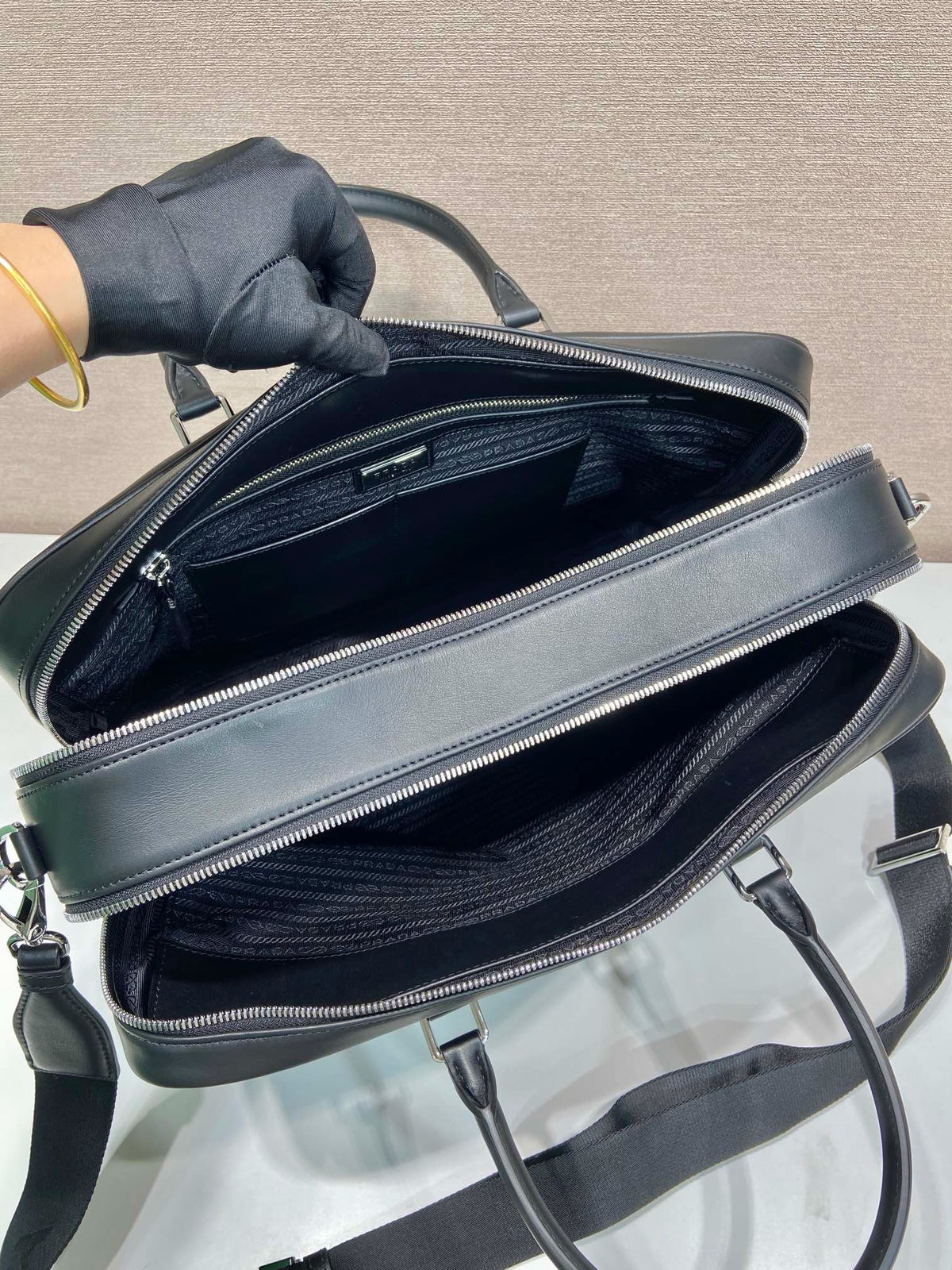 Black Bag - FashionHype.xyz