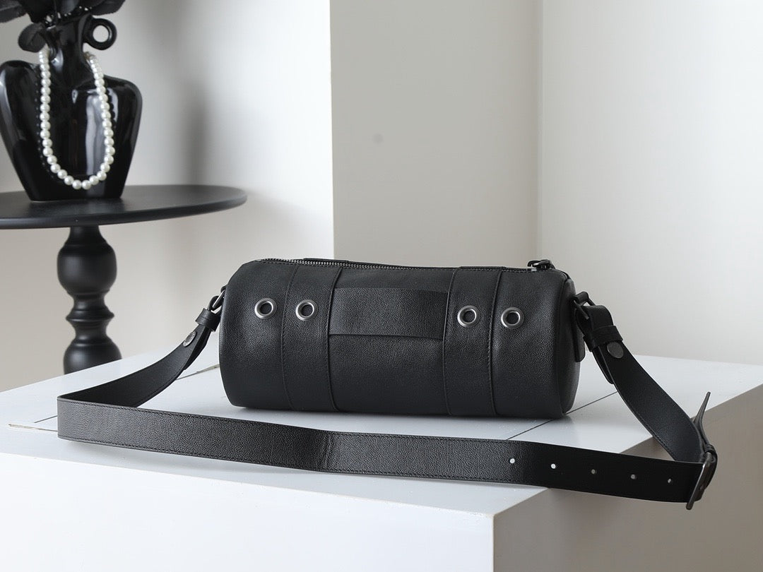 Black Bag - FashionHype.xyz