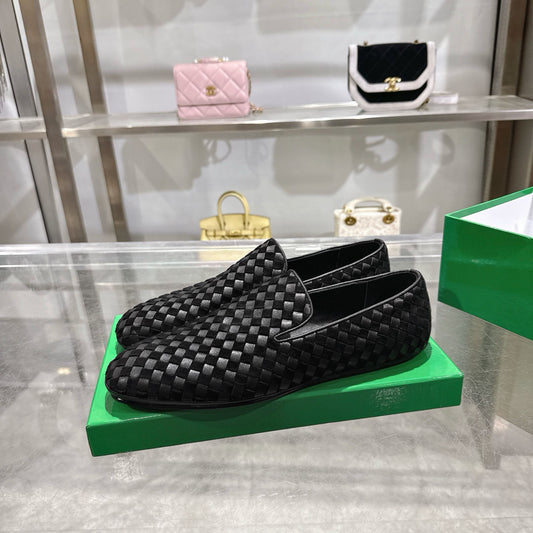 Black Shoes
