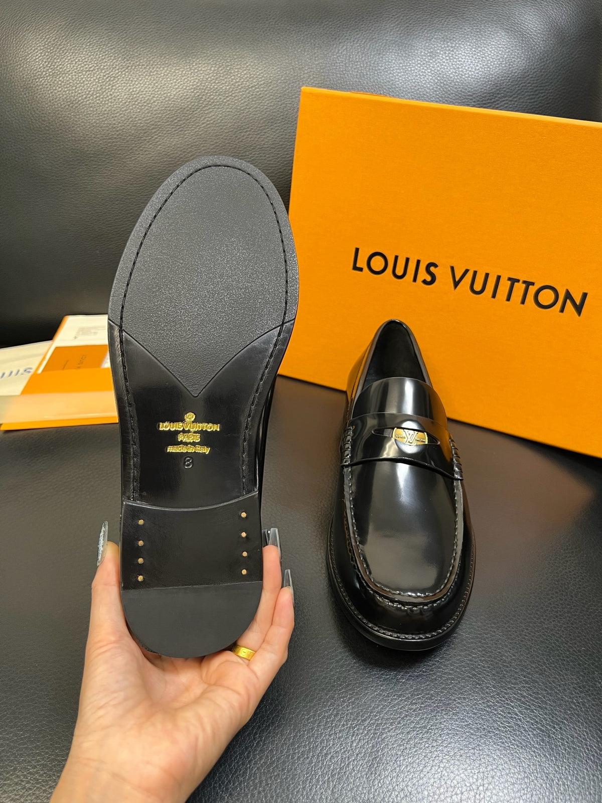 Black Shoes