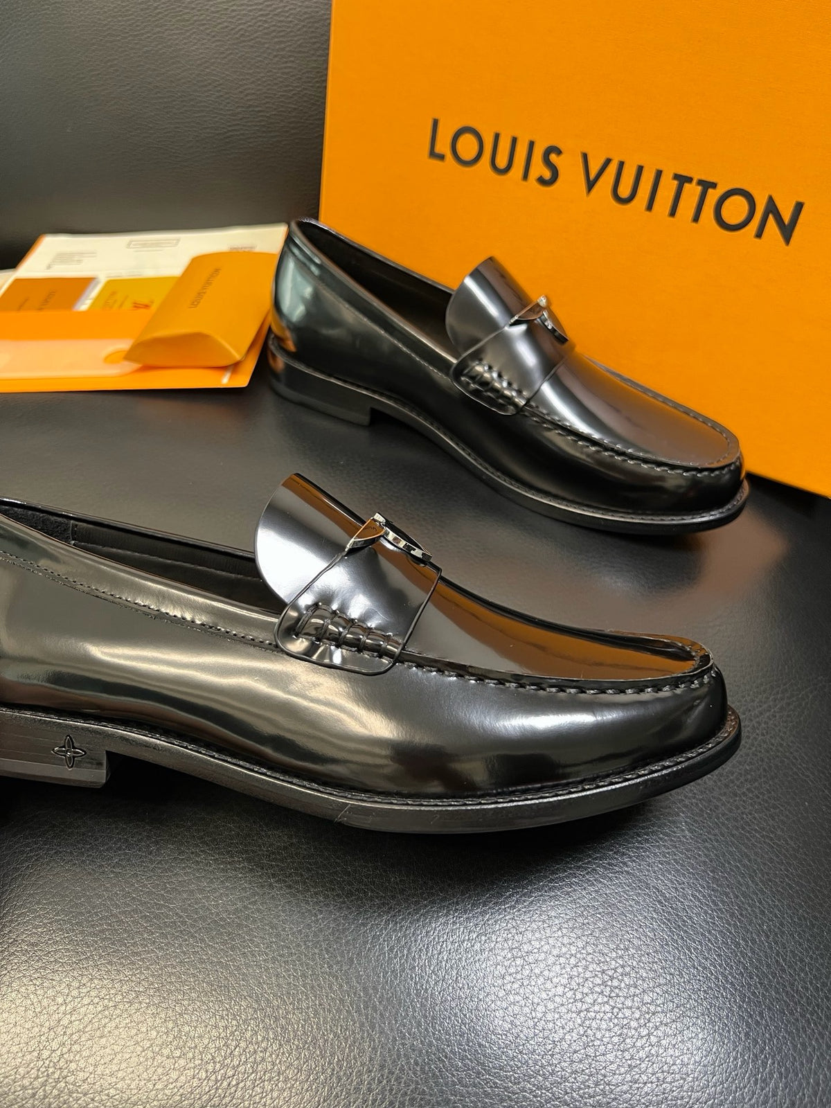 Black Shoes